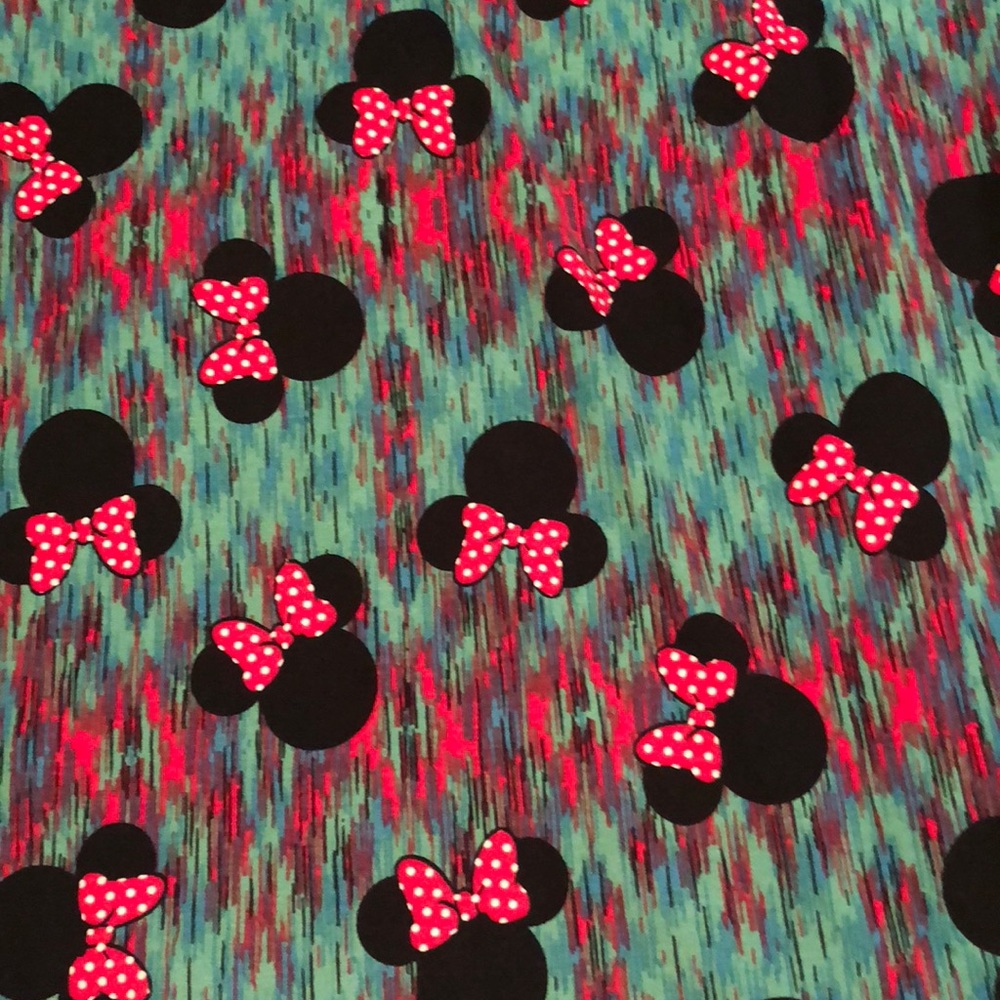 Lularoe classic tee